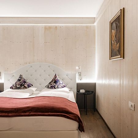 Myloisl Apartments Лутаґо Екстер'єр фото