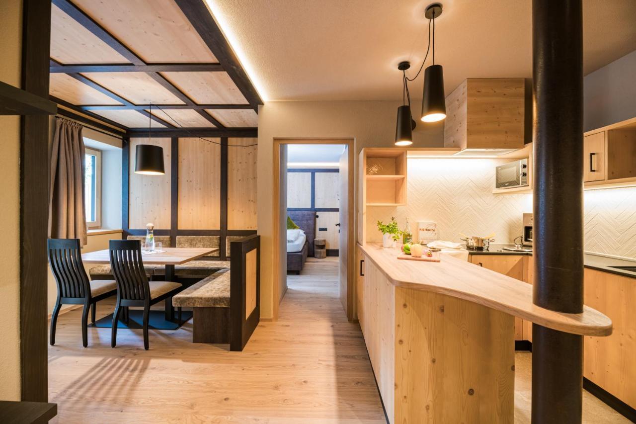 Myloisl Apartments Лутаґо Екстер'єр фото