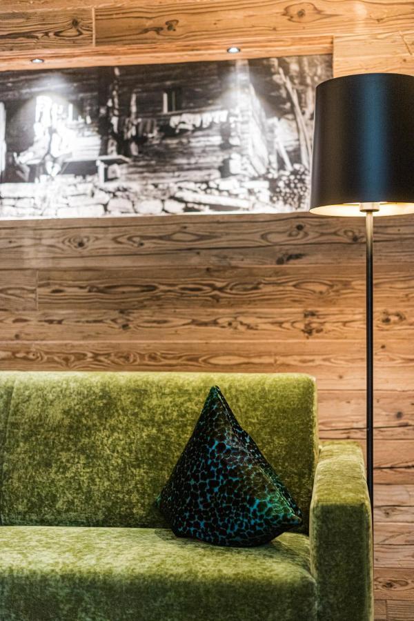 Myloisl Apartments Лутаґо Екстер'єр фото