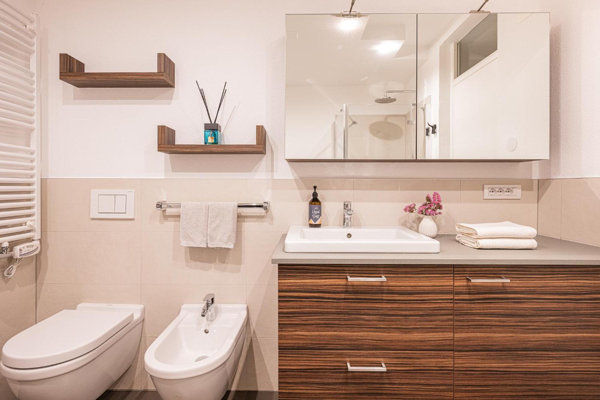 Myloisl Apartments Лутаґо Екстер'єр фото