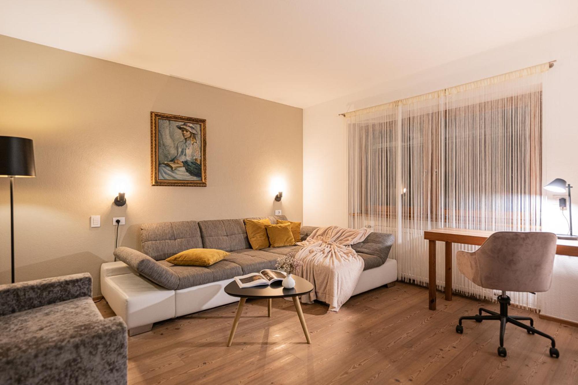 Myloisl Apartments Лутаґо Екстер'єр фото