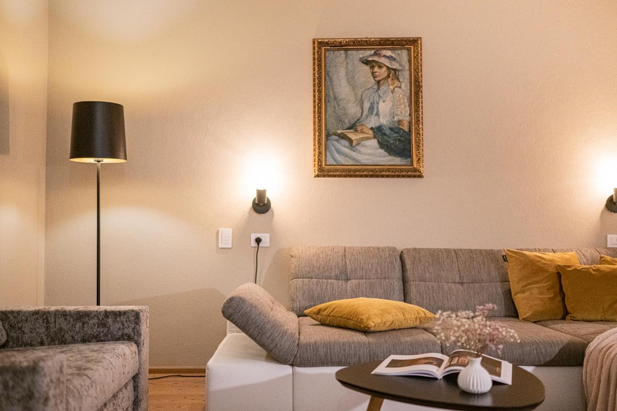 Myloisl Apartments Лутаґо Екстер'єр фото