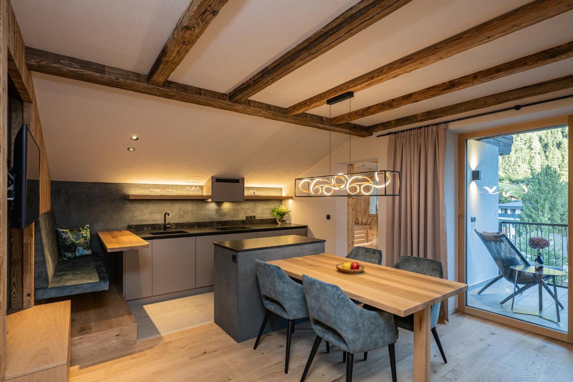 Myloisl Apartments Лутаґо Екстер'єр фото
